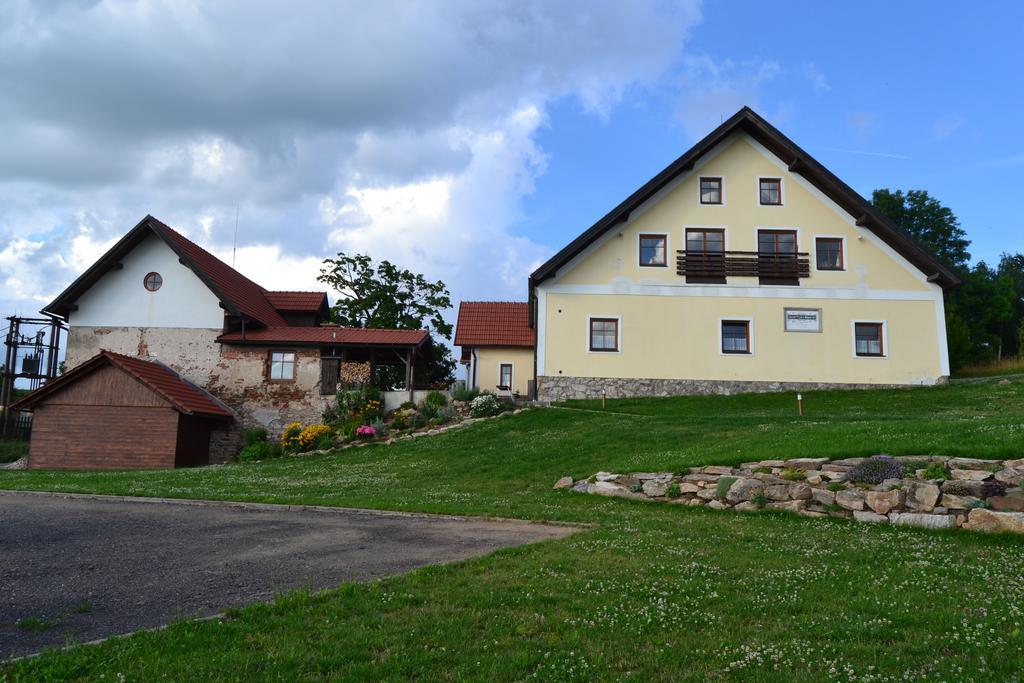 Ubytovani Na Hajence Bystrice nad Pernstejnem Exterior foto